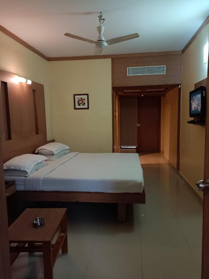 Hotel A P Coimbatore Zewnętrze zdjęcie